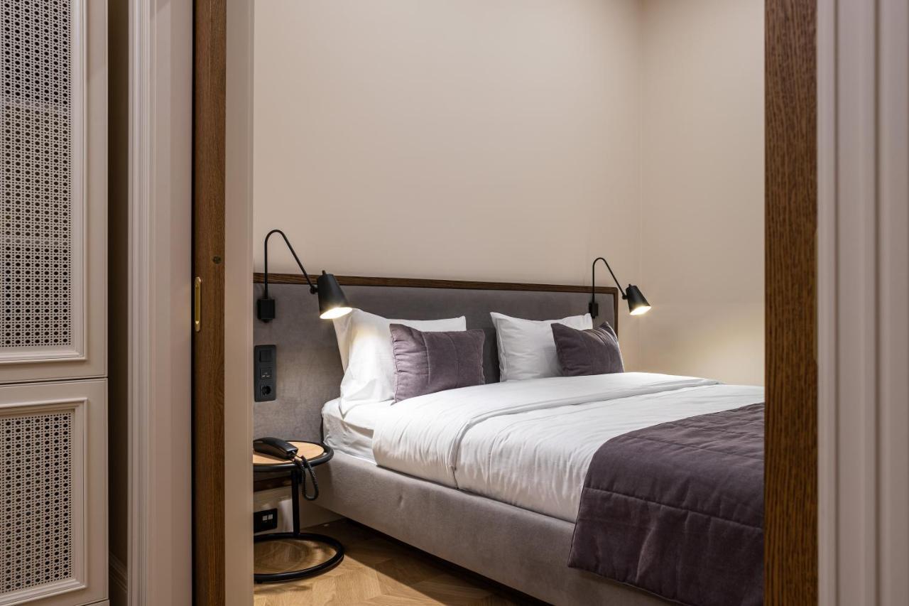 On The Square Hotel Lviv Exterior photo